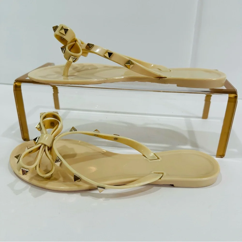 Italian Cream Jelly Sandals Gold Stud Embellished Size 9